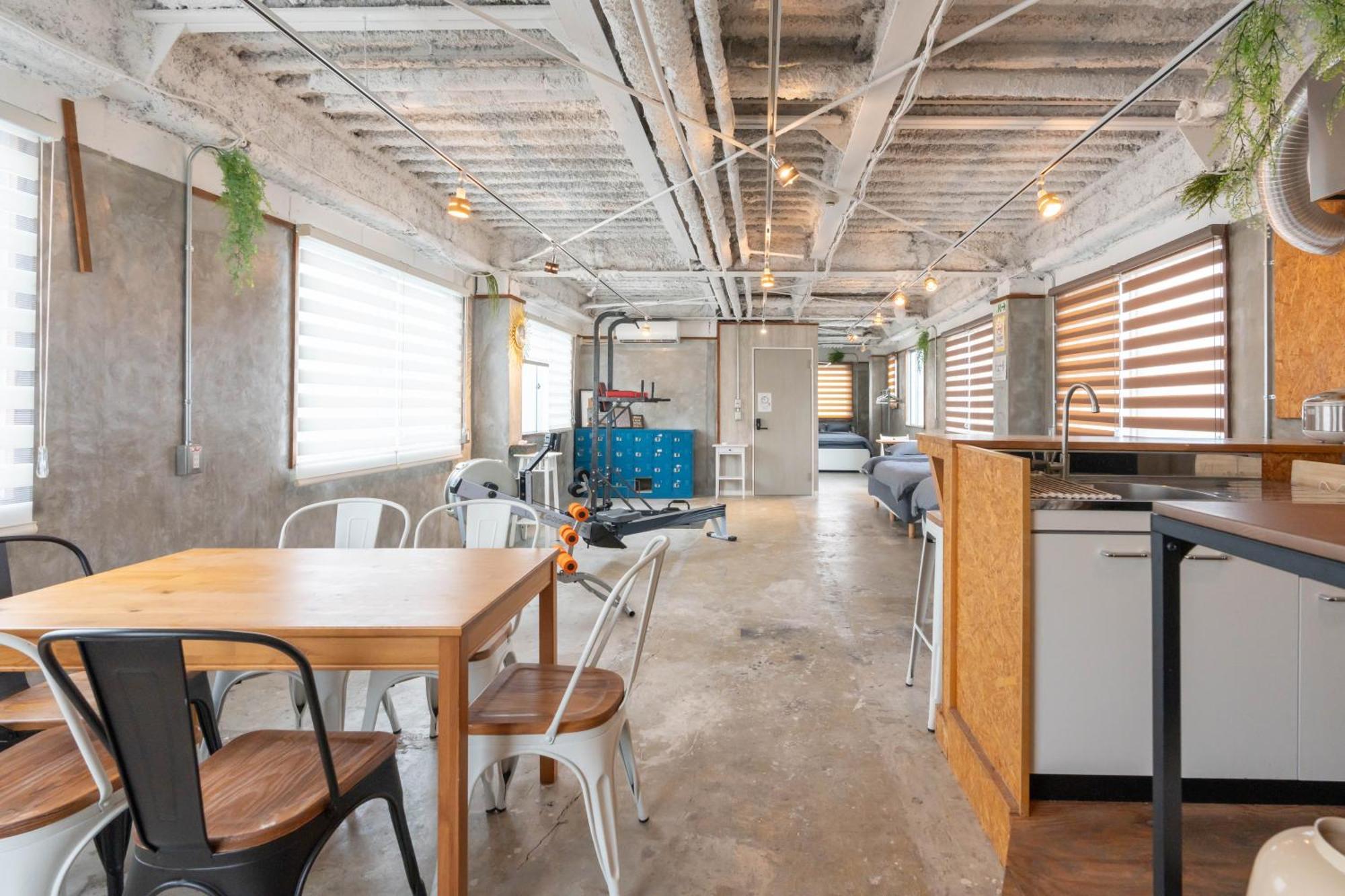 U.House Aparthotel Osaka Luaran gambar