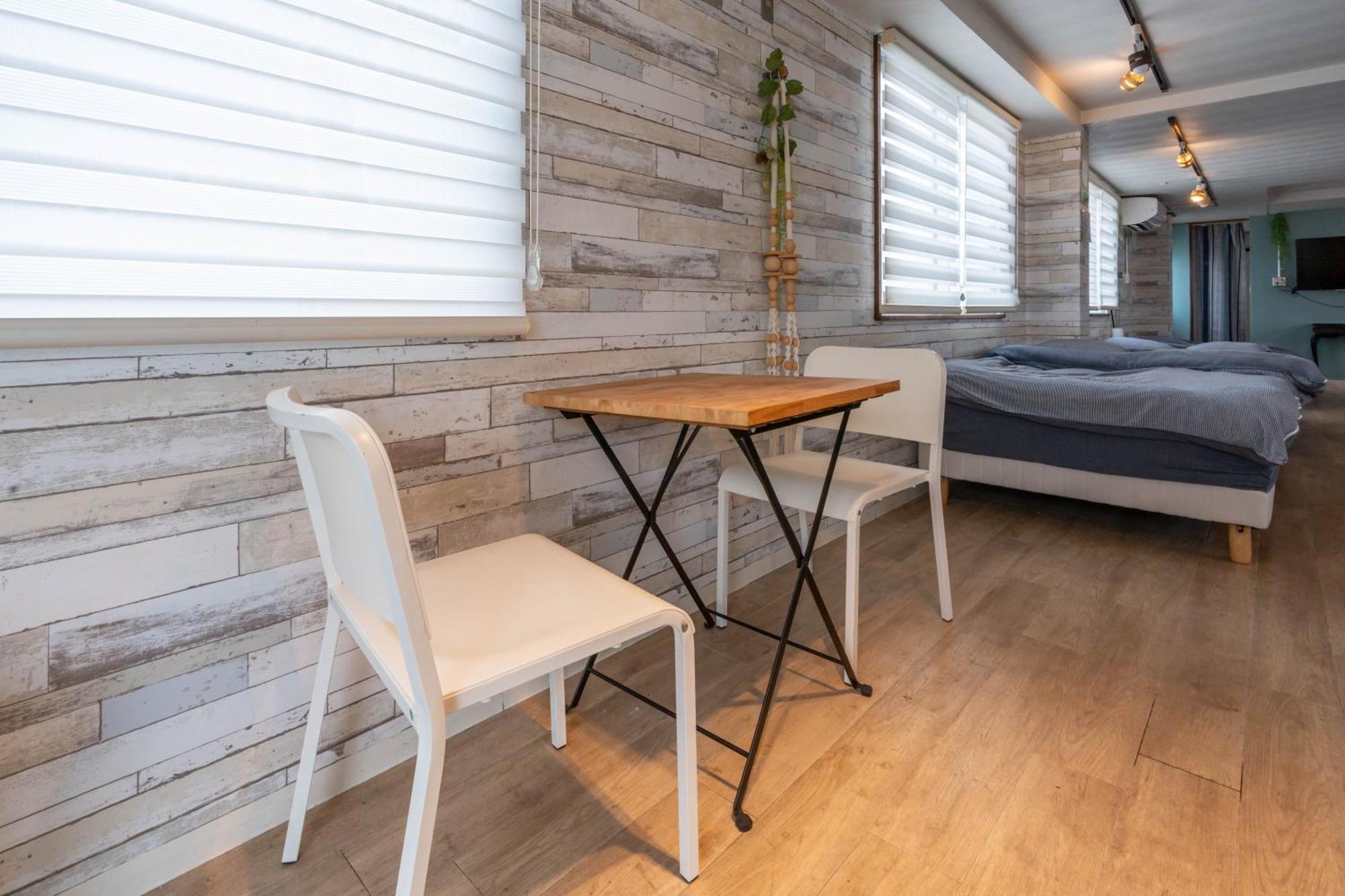U.House Aparthotel Osaka Bilik gambar