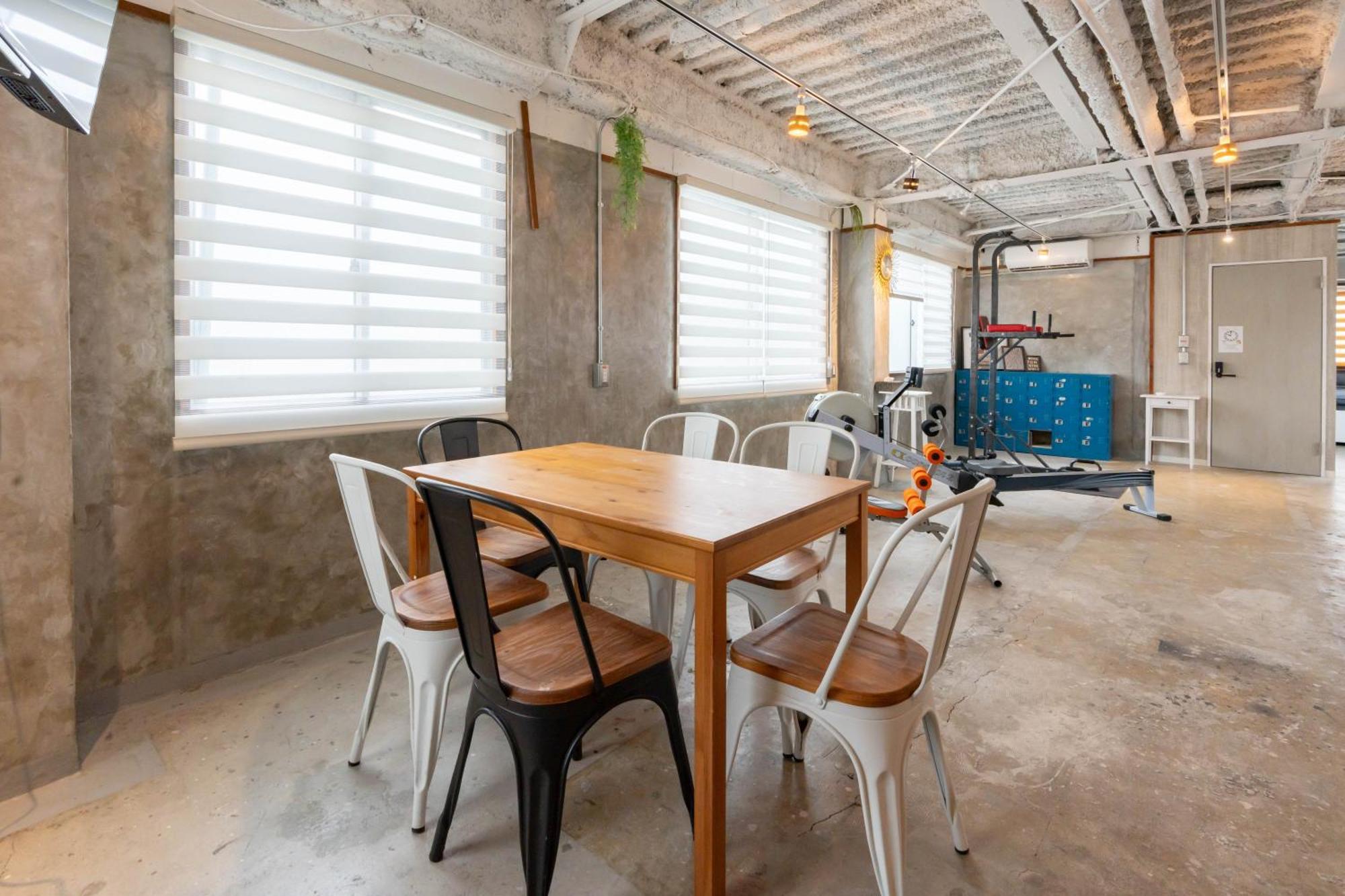 U.House Aparthotel Osaka Bilik gambar